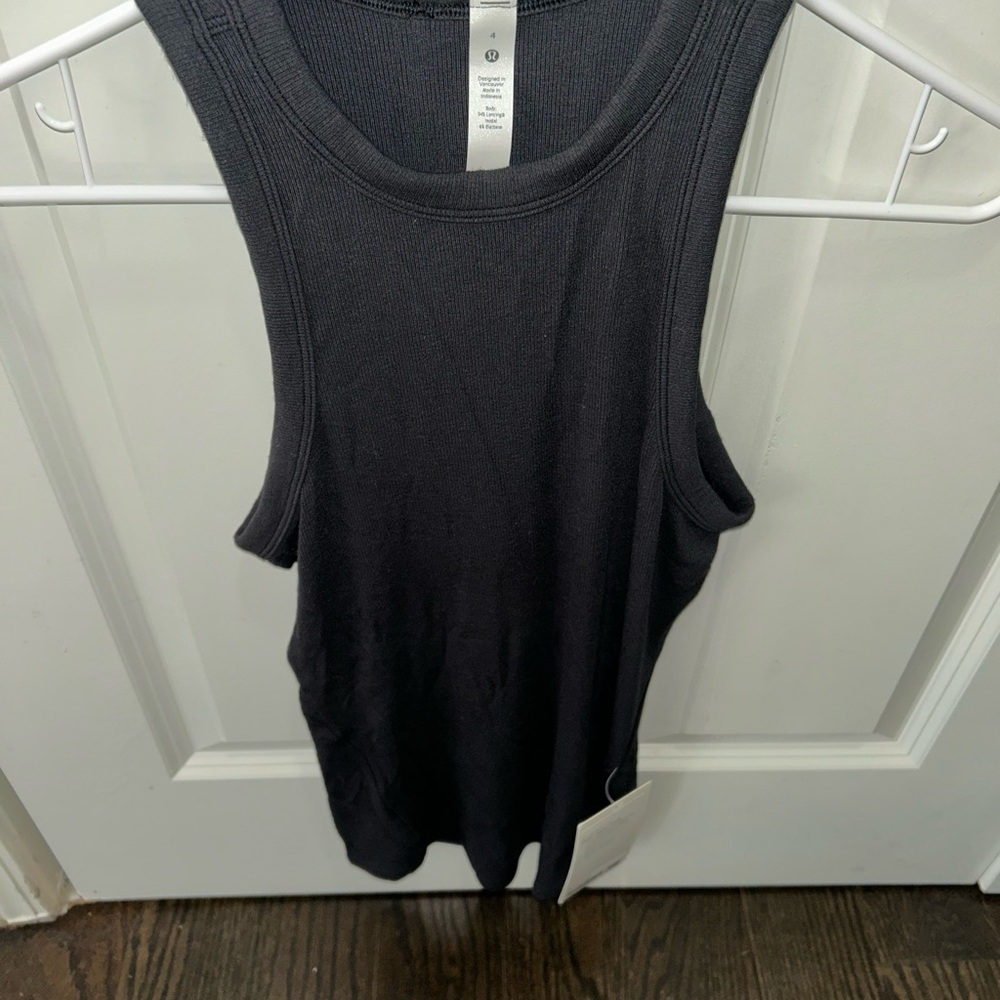 Lulu Lemon hold tight tank
